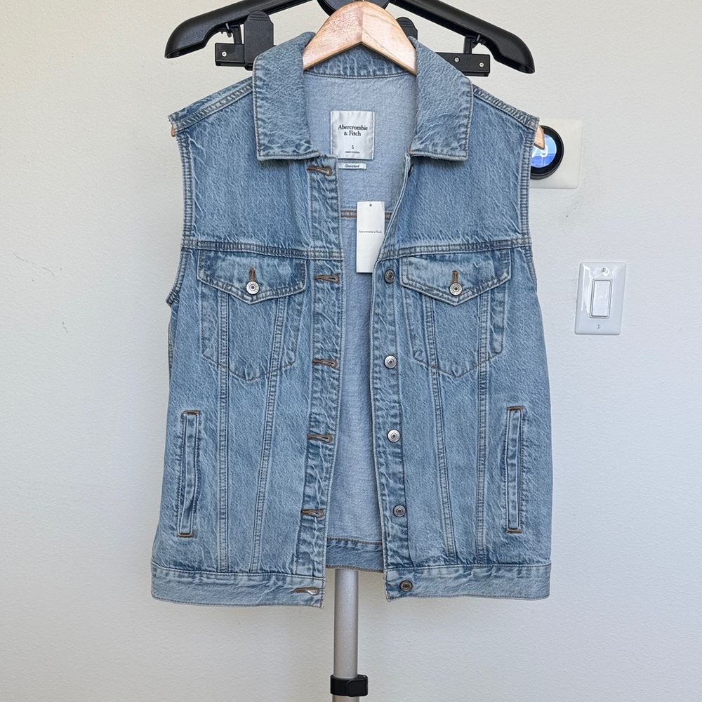 Abercrombie & Fitch Light Blue Denim Jacket